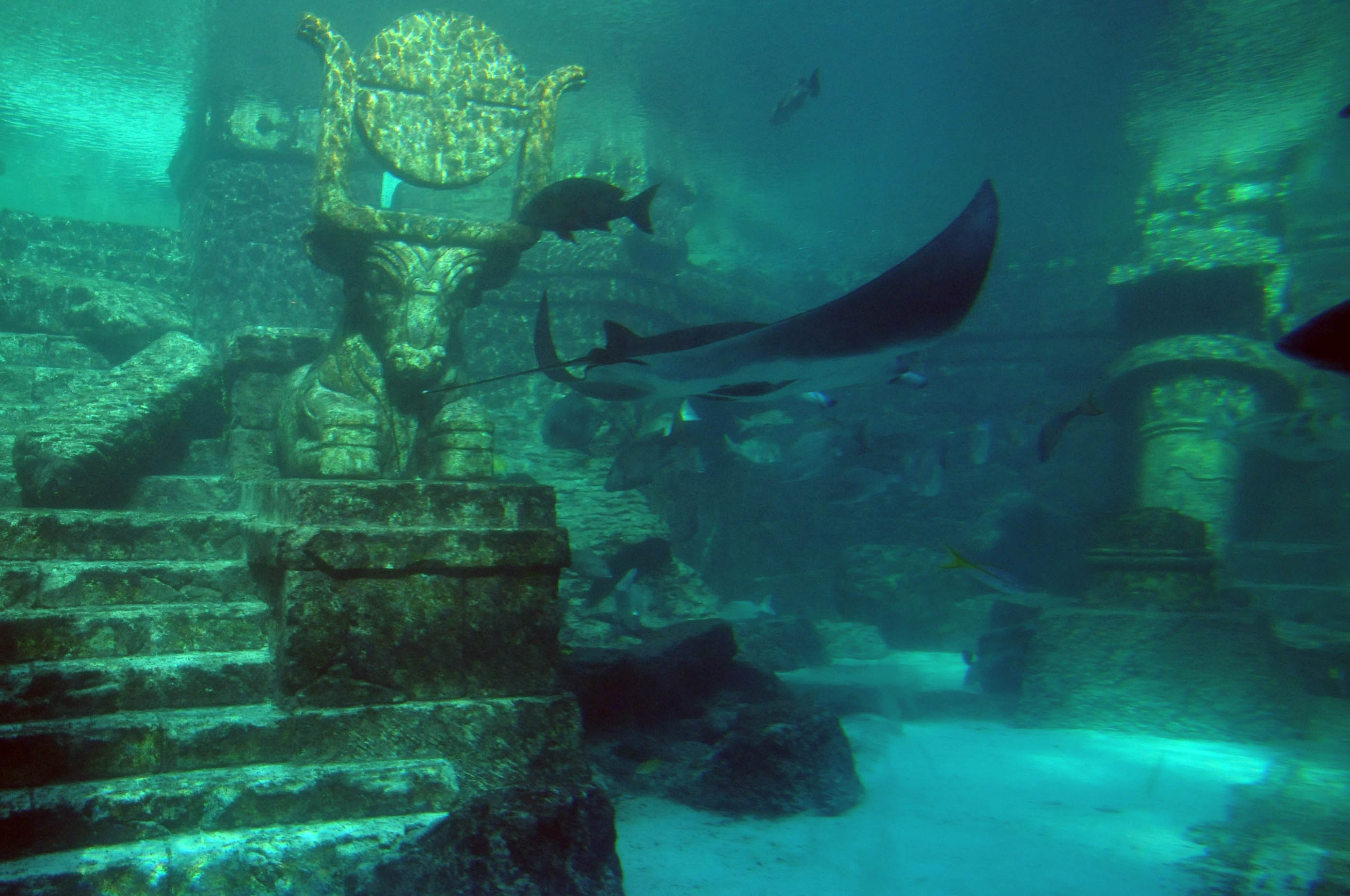 atlantis sotto il mare