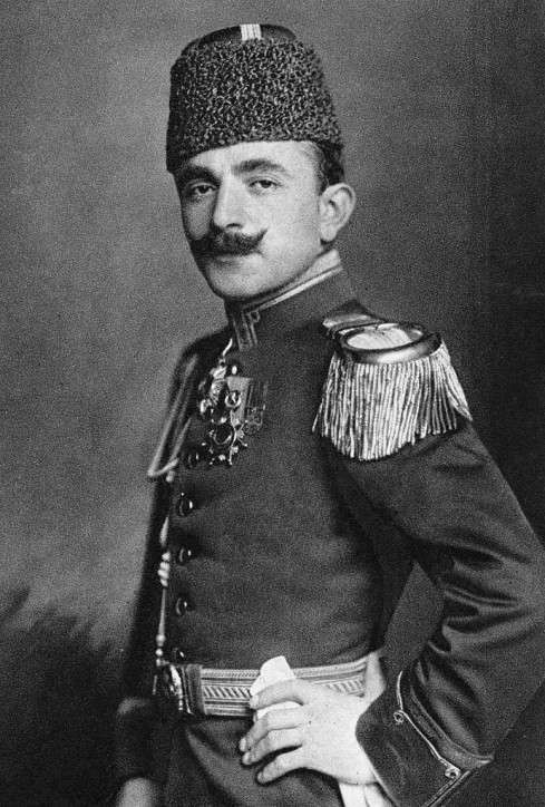 Enver_Pasha_1911
